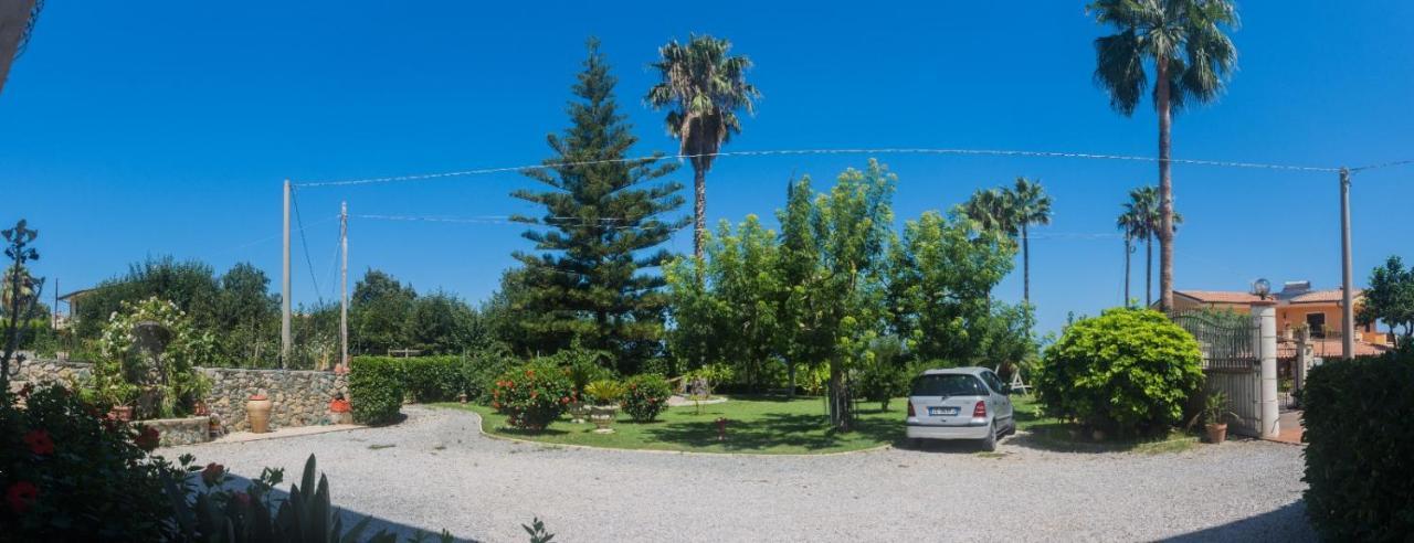 Villa Pomelia Santa Domenica  Exteriör bild